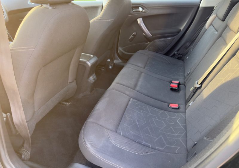 PEUGEOT 2008 1.2 VTI 82 CH