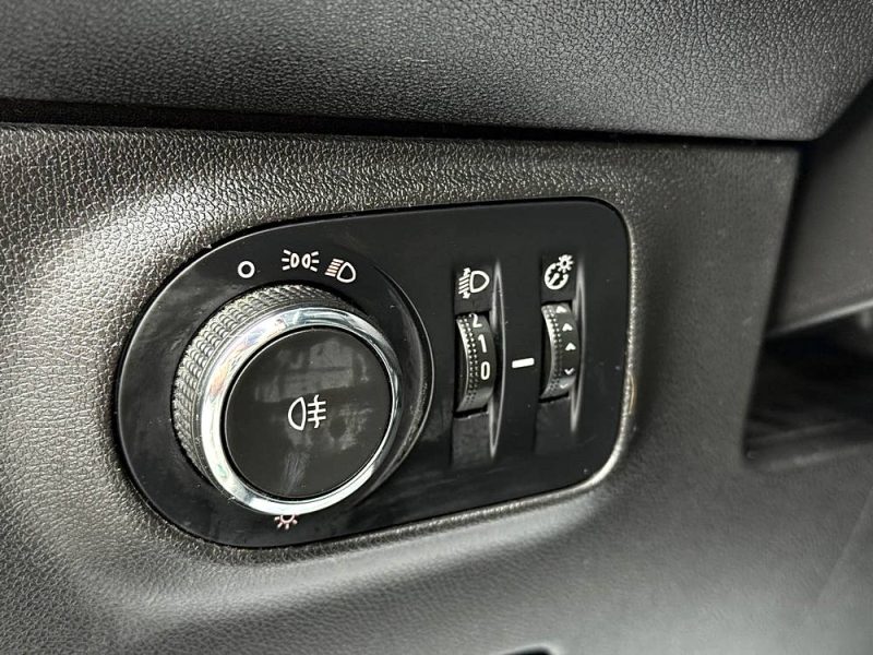 OPEL Corsa 1.3 CDTI 75 ch Start/Stop Business -Écran tactile / Bluetooth / Révisée & Garantie 6 Mois