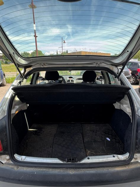 Peugeot 206 1.4i 75cv / Distribution Neuve / CT OK /Révisée 