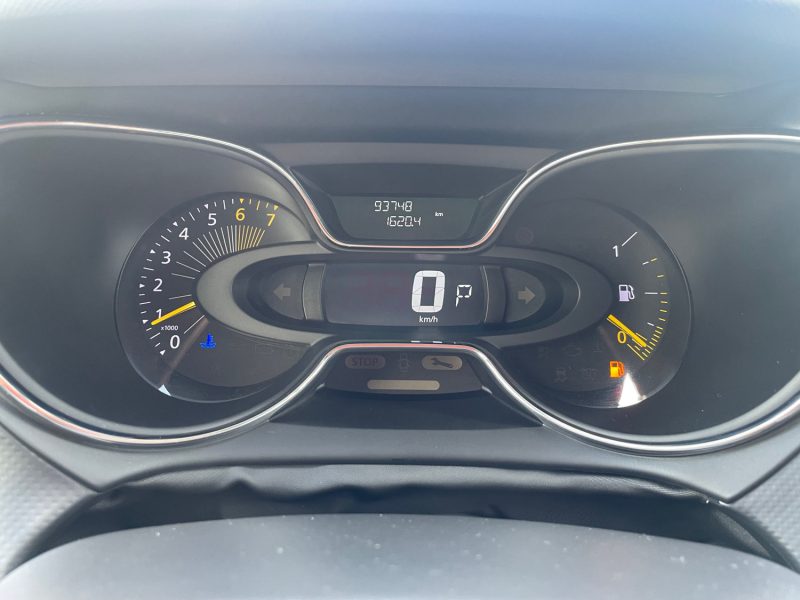 RENAULT CAPTUR 2015 BOITE AUTOMATIQUE 1.2i TCE 120CV CRIT'AIR 1