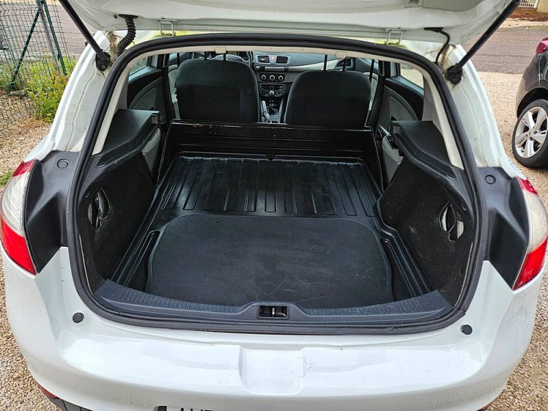 RENAULT MEGANE 2012