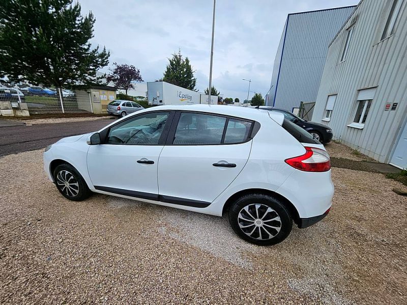 RENAULT MEGANE 2012