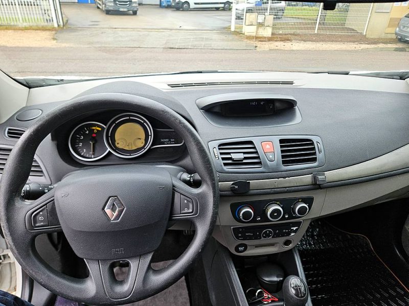 RENAULT MEGANE 2012