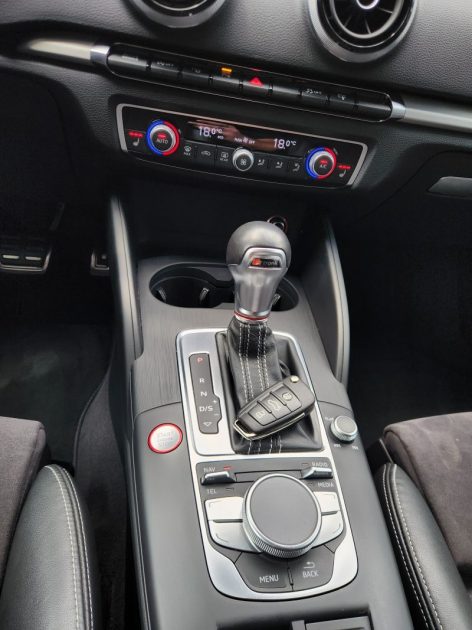 AUDI S3 2015 III SPORTBACK 2.0 TFSI 300 S TRONIC*B&O*LED*