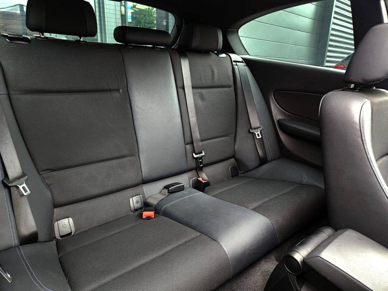 BMW SERIE 1 E81 123DA 204 SPORT DESIGN*T.OUVRANT*