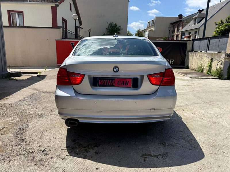 B.M.W. SERIE 3 2010