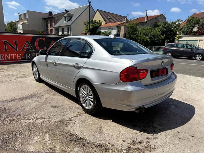 B.M.W. SERIE 3 2010