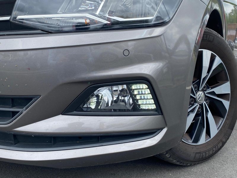 VOLKSWAGEN POLO 6 2017