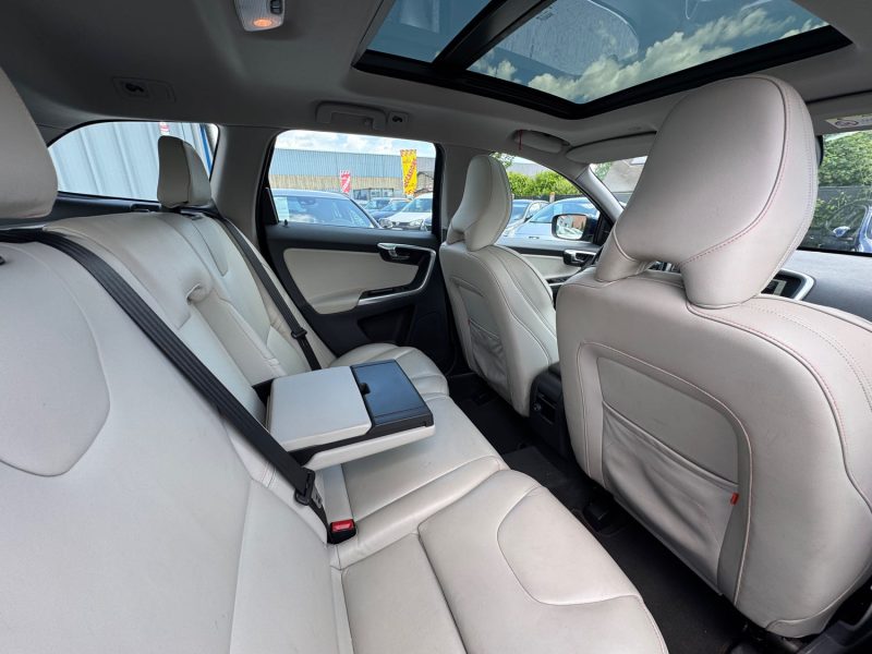 VOLVO XC60 D4 180ch Ocean Race TVA RECUP