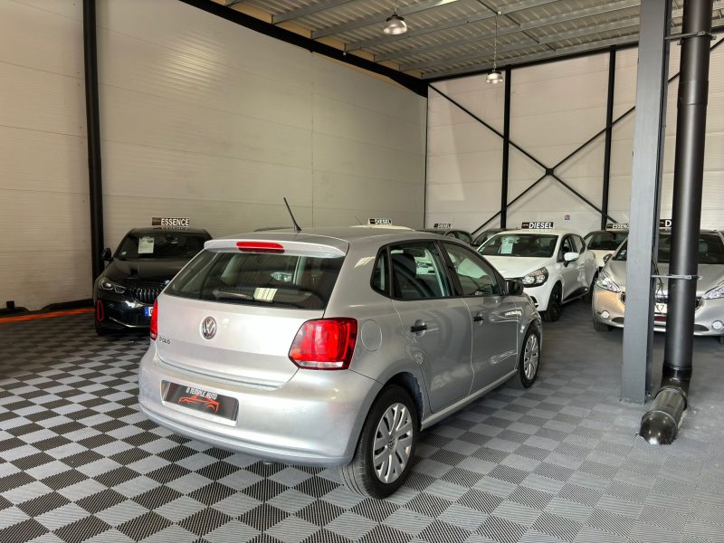 VOLKSWAGEN POLO 2010