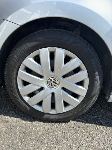 VOLKSWAGEN POLO 2010