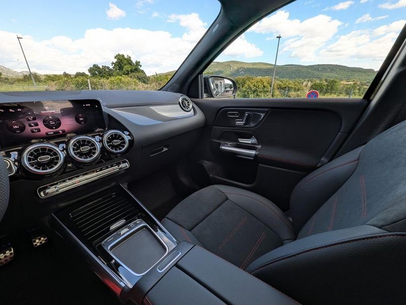 Mercedes Gla CLASSE 200d - BV 8G-DCT AMG Line