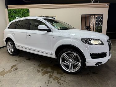 AUDI Q7 
