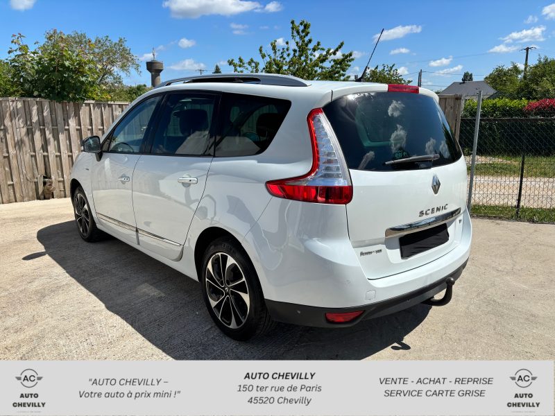 RENAULT GRAND SCENIC III 1.2i 16V TCE 130 Pack Bose/Toit ouvrant