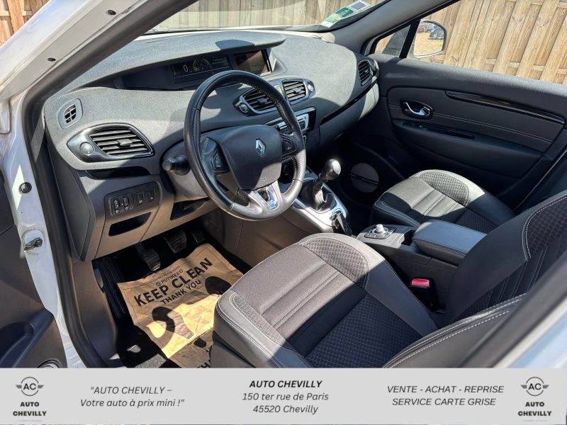 RENAULT GRAND SCENIC III 1.2i 16V TCE 130 Pack Bose/Toit ouvrant