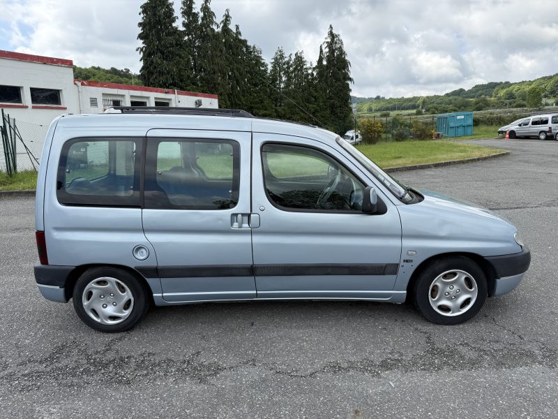 PEUGEOT PARTNER Monospace 2002