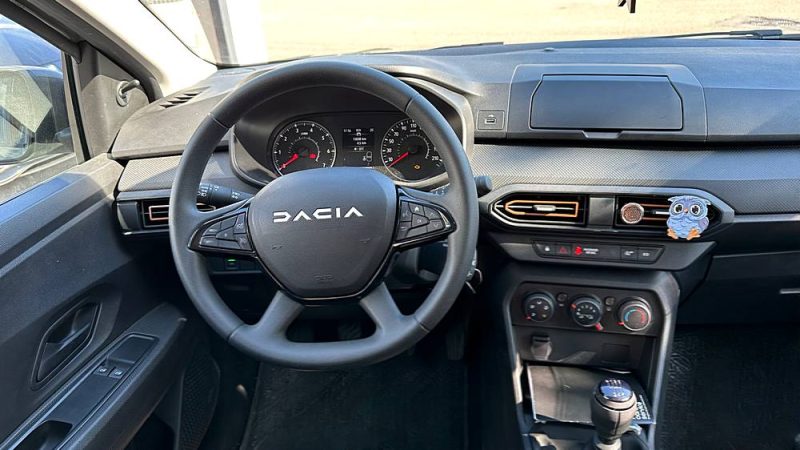 DACIA SANDERO 2023
