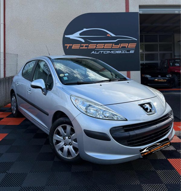 PEUGEOT 207 2009