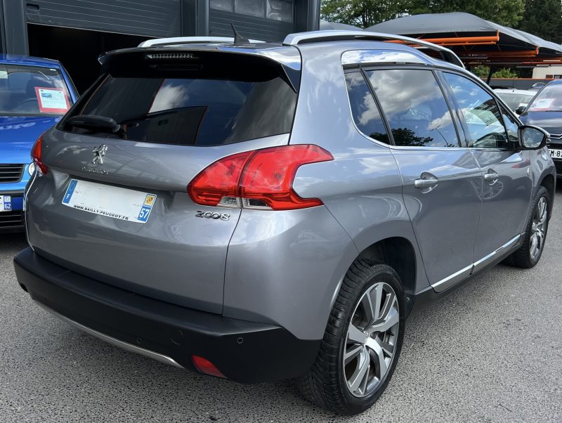 PEUGEOT 2008 CROSSWAY 1.2 110 PREMIERE MAIN 24 400 Kms CRIT AIR 1 ECRAN GPS TACTILE - GARANTIE 1 AN
