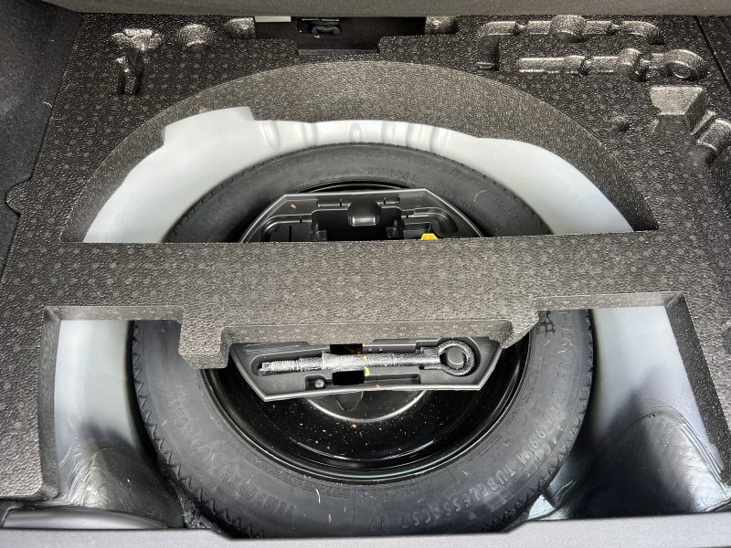 PEUGEOT 2008 CROSSWAY 1.2 110 PREMIERE MAIN 24 400 Kms CRIT AIR 1 ECRAN GPS TACTILE - GARANTIE 1 AN