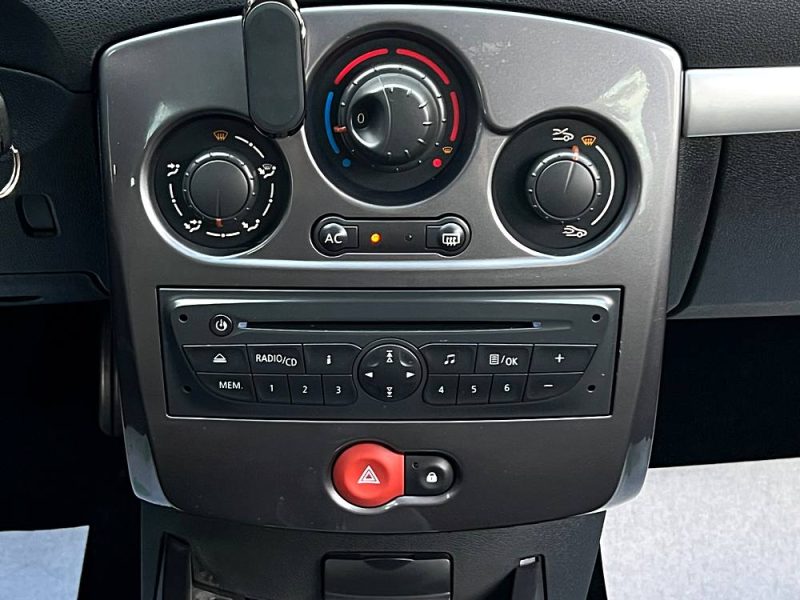 RENAULT CLIO 3 III PHASE 2 ESTATE / BREAK 1.2 100 Cv CRIT AIR 1 - GARANTIE 1 AN