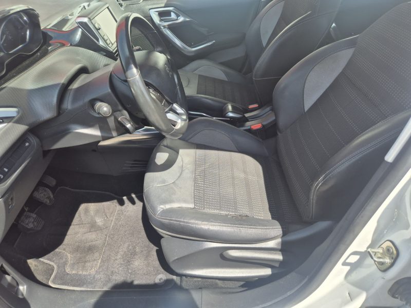 PEUGEOT 2008 2014