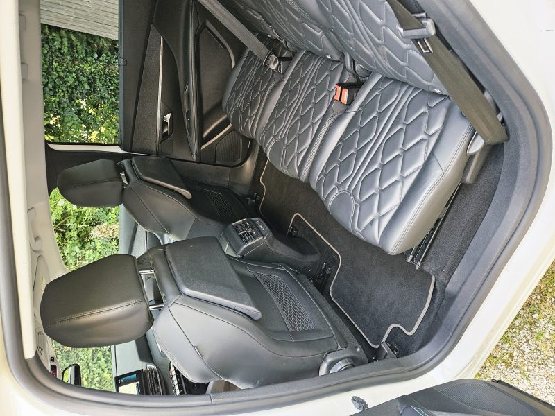 PEUGEOT 5008II  SERIE ROAD TRIP S&S PURETECH 130CV EAT8 7 PLACES