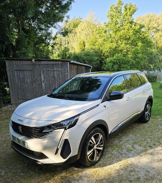 PEUGEOT 5008II  SERIE ROAD TRIP S&S PURETECH 130CV EAT8 7 PLACES