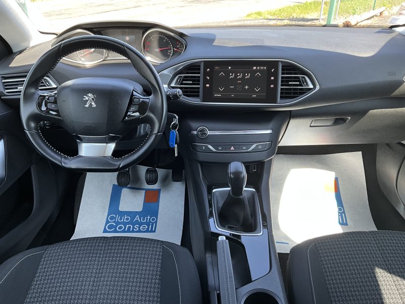 PEUGEOT 308 2017