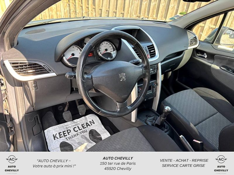 PEUGEOT 207 1.6 VTI 120 16V Premium Pack/Régulateur/Clim