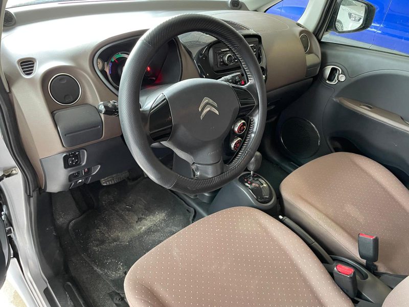 CITROEN C-ZERO  idéal jeune permis ou véhicule secondaire 