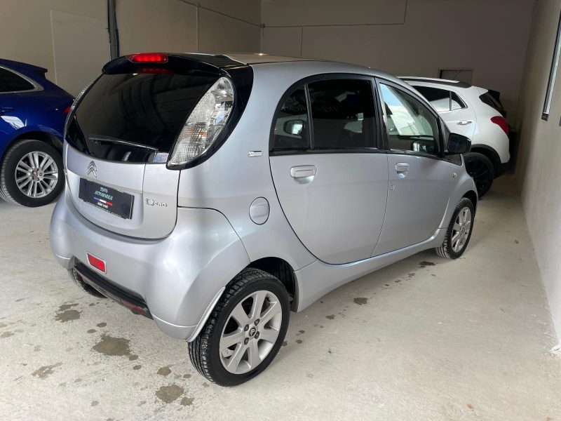 CITROEN C-ZERO  idéal jeune permis ou véhicule secondaire 