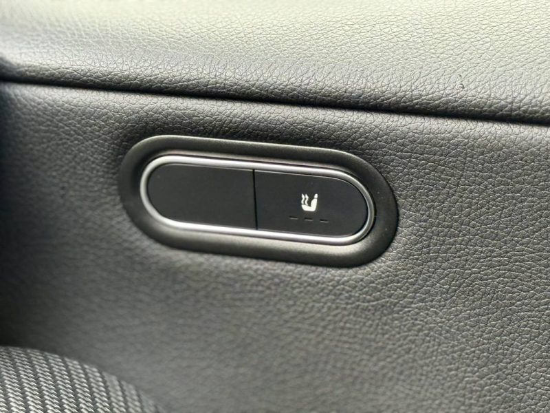 MERCEDES CLASSE A IV 180 D BUSINESS LINE 8G-DCT