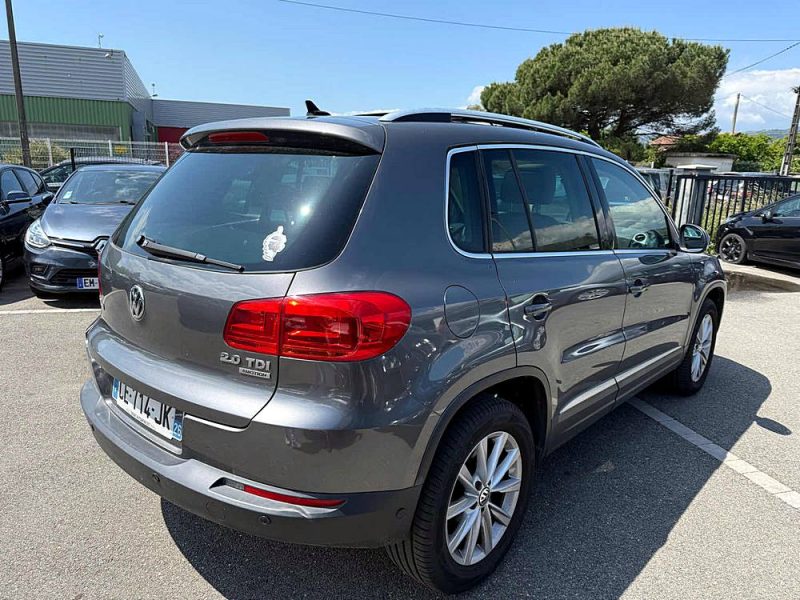 VOLKSWAGEN TIGUAN 2012