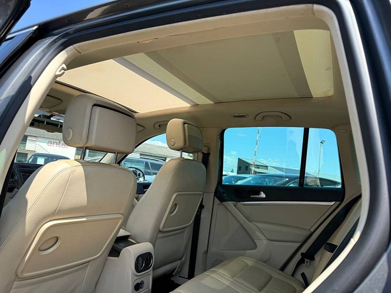 VOLKSWAGEN TIGUAN 2012