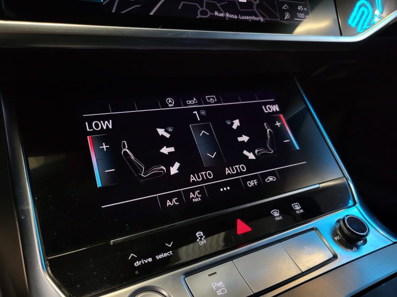 AUDI A6 TDI 163CH S LINE S TRONIC / CARPLAY / CAMERA DE RECUL / SUIVI COMPLET 