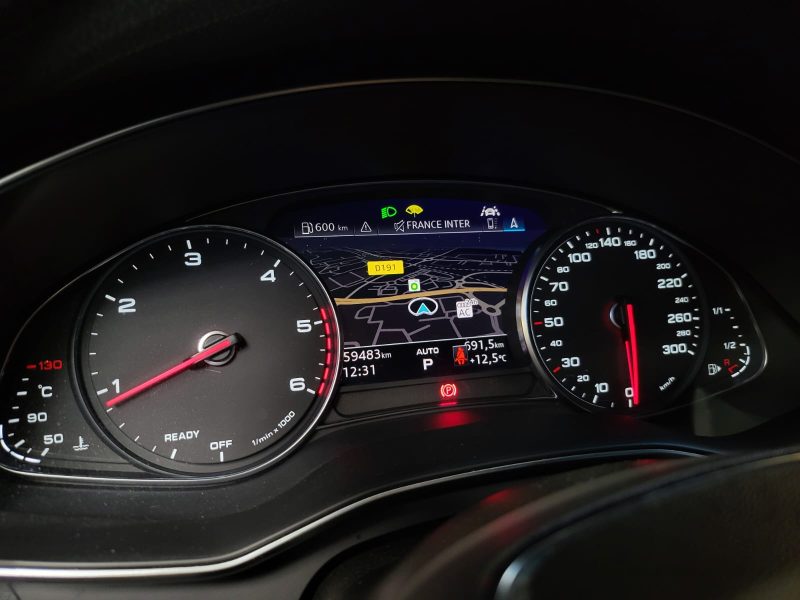 AUDI A6 TDI 163CH S LINE S TRONIC / CARPLAY / CAMERA DE RECUL / SUIVI COMPLET 