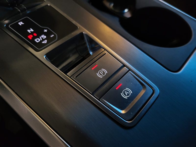 AUDI A6 TDI 163CH S LINE S TRONIC / CARPLAY / CAMERA DE RECUL / SUIVI COMPLET 