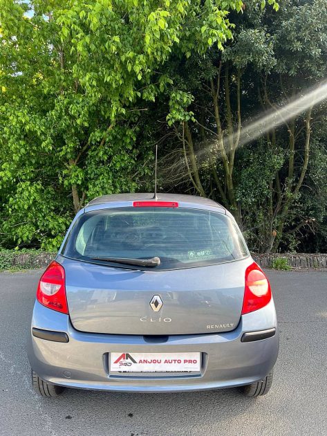 RENAULT CLIO III 2006