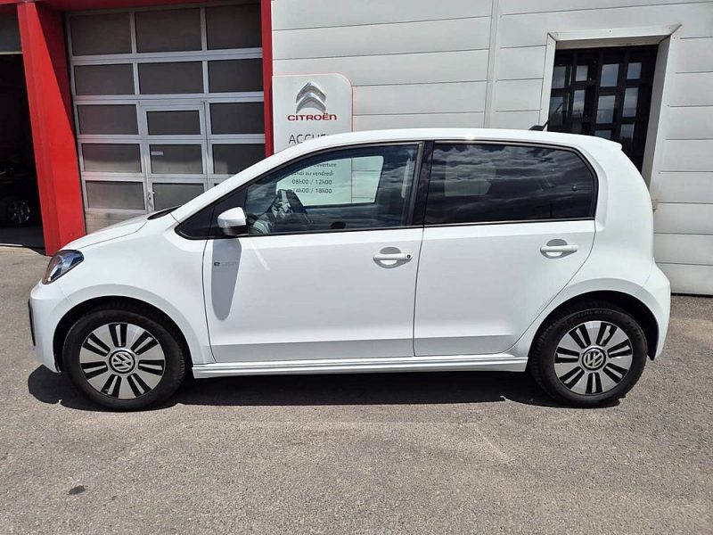 VOLKSWAGEN UP! 2016
