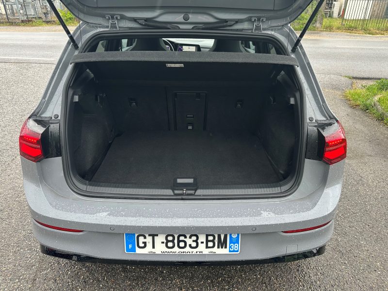 VOLKSWAGEN GOLF 2023