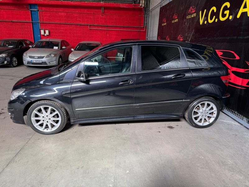 MERCEDES CLASSE B 200 CDI 140 Sport 