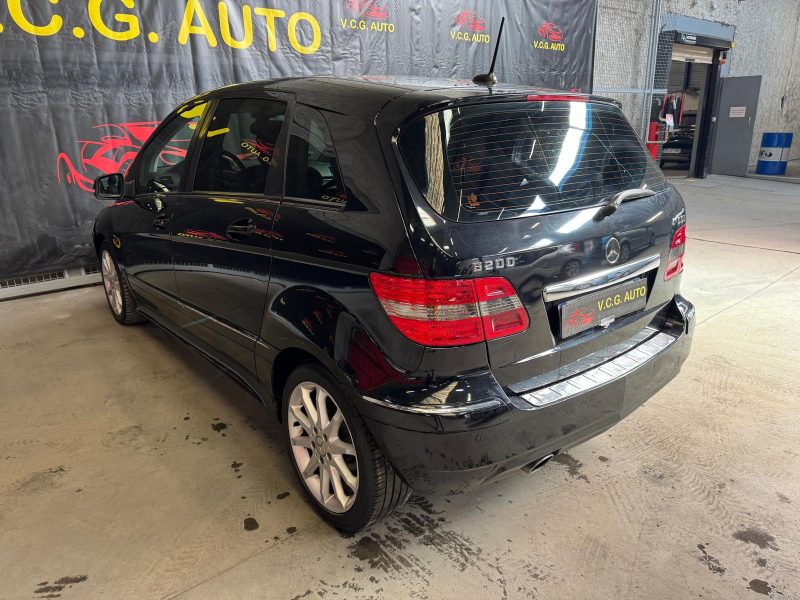 MERCEDES CLASSE B 200 CDI 140 Sport 