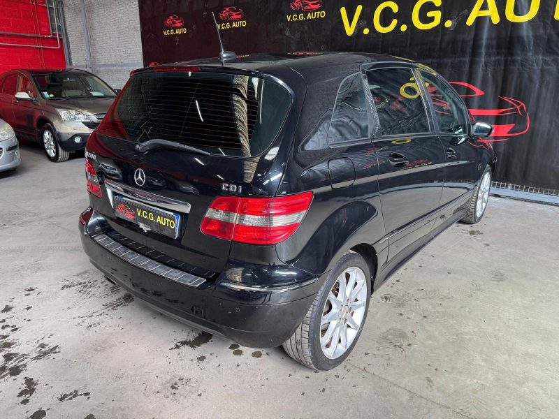 MERCEDES CLASSE B 200 CDI 140 Sport 