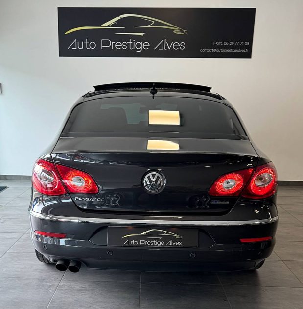 VOLKSWAGEN PASSAT CC 2011