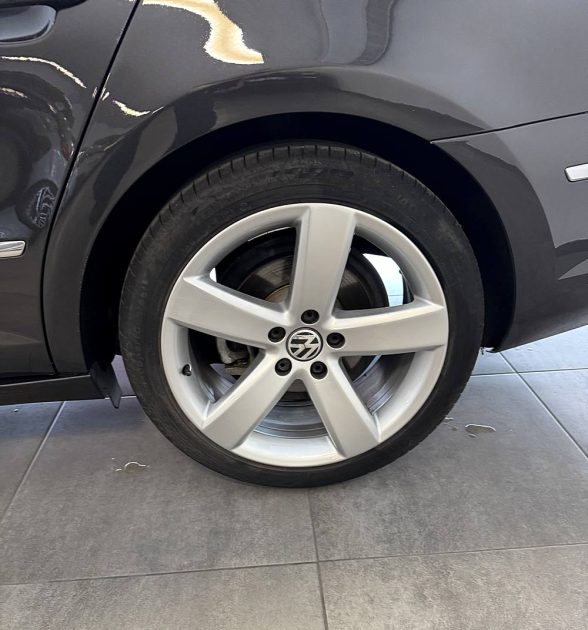 VOLKSWAGEN PASSAT CC 2011