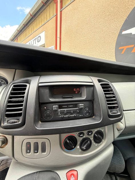 RENAULT TRAFIC 1.9 DCI L1H1 100ch