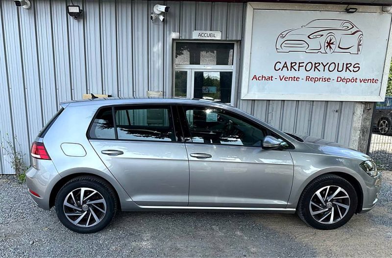 VOLKSWAGEN GOLF 2017