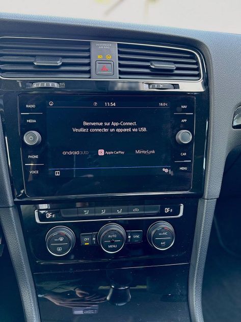 VOLKSWAGEN GOLF 2017