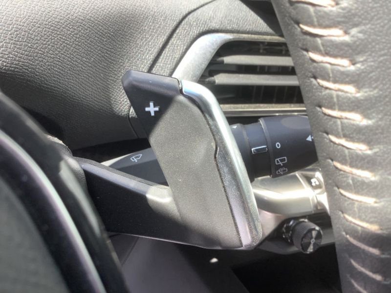 Peugeot 3008 Hybrid 145 e-DCS6 Allure Pack